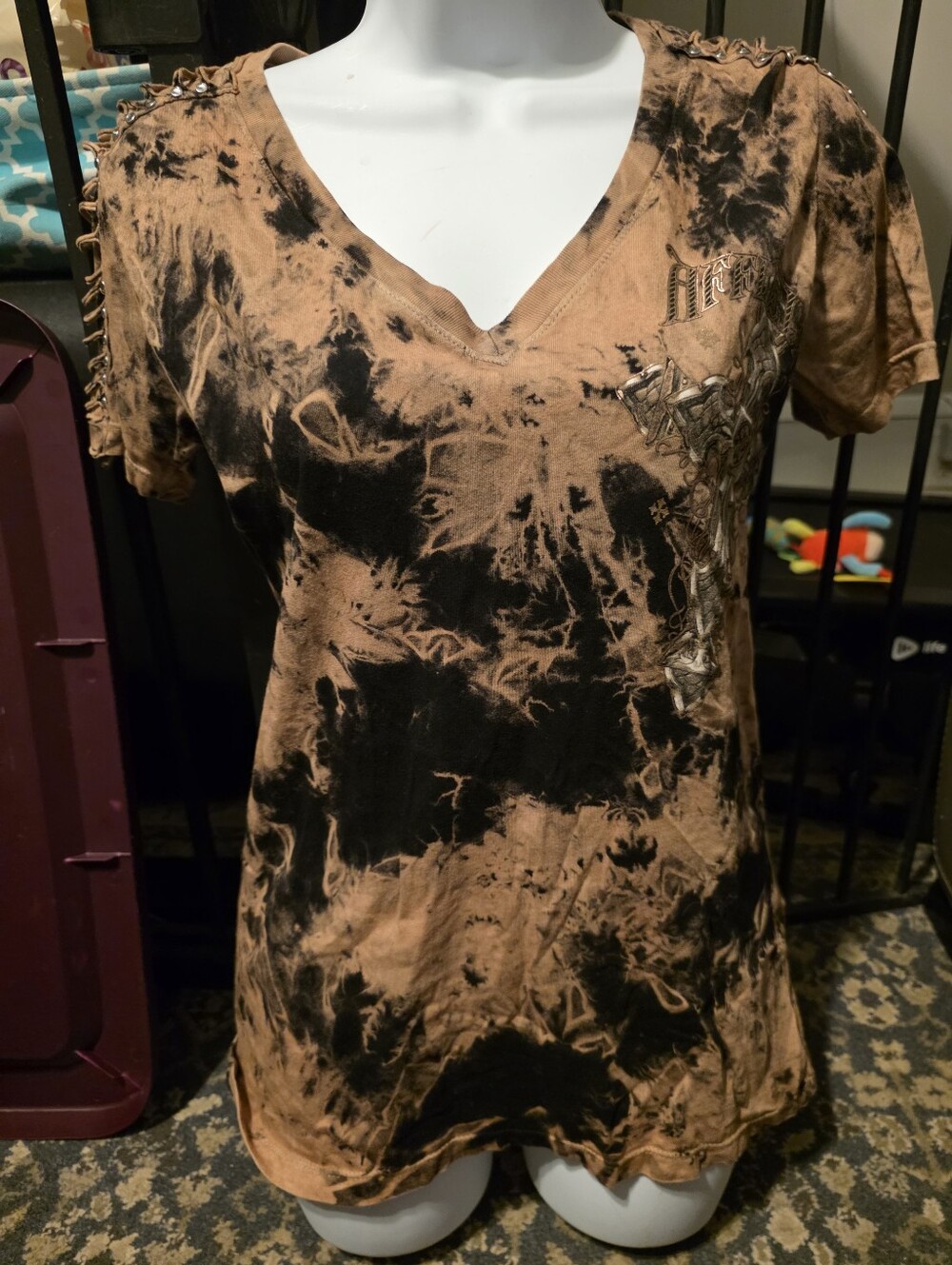 Affliction women's t-shirt v-neck size xs